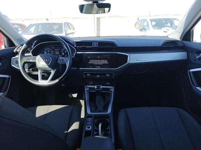 Käytetty Audi Q3 Advanced 150 HP (110 kW) 2021 Valkoinen Katumaasturi