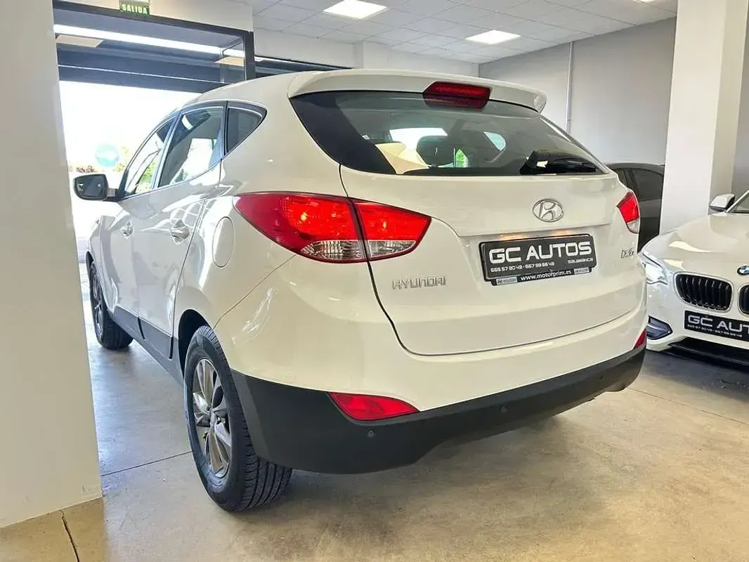 Usado Hyundai ix35 135 CV (99 kW) 2015 Blanco SUV