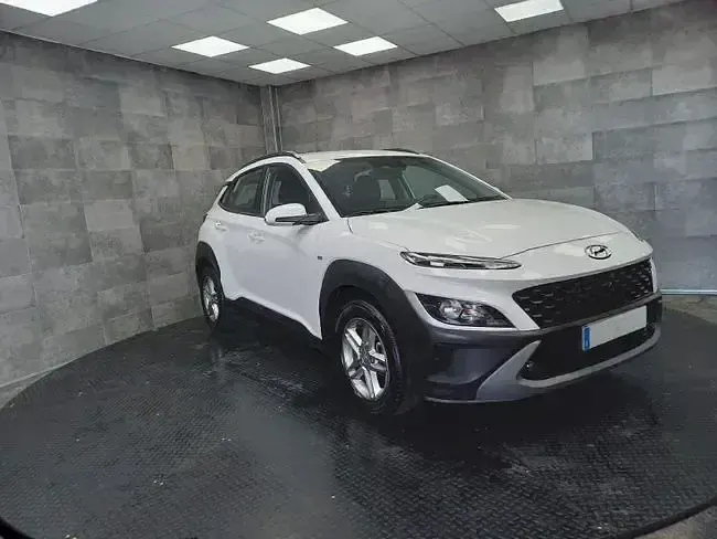 Usado Hyundai Kona 136 CV (100 kW) 2021 Blanco SUV