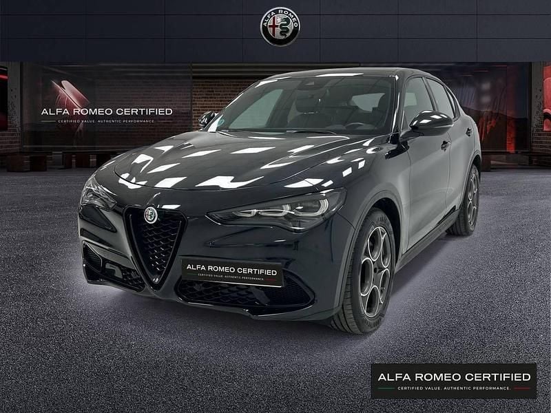 Negro Usado 2023 Alfa Romeo Stelvio Sprint SUV | 28.900 € (Precio justo) - Imagen 1/4
