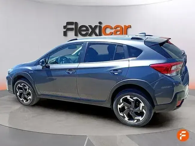 Usado Subaru XV 150 CV (110 kW) 2023 Gris SUV