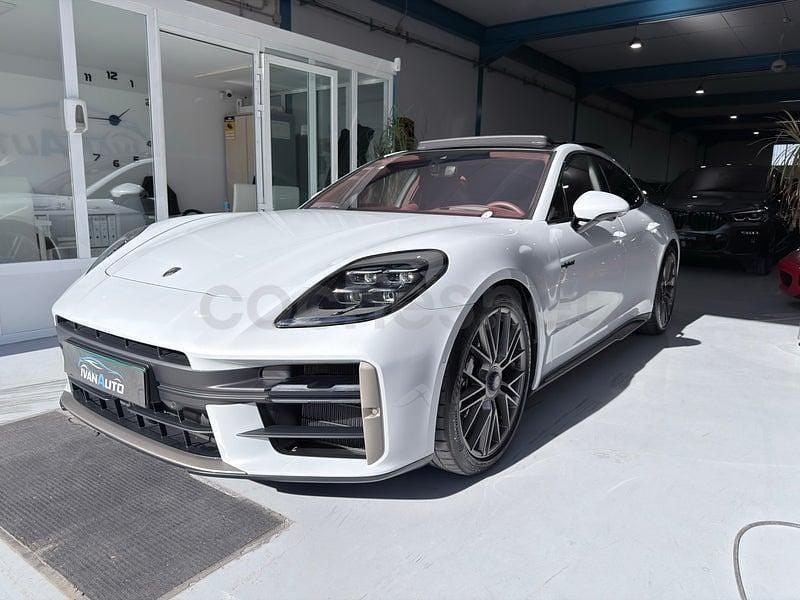 Usado Porsche Panamera 782 CV (575 kW) 2024 Gris / plata Utilitario