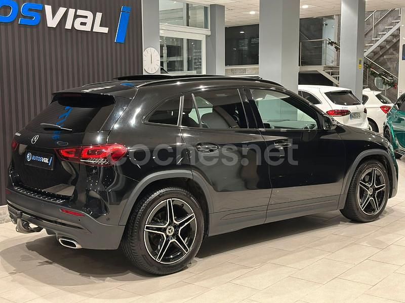 Usado Mercedes GLA200 150 CV (110 kW) 2020 Negro SUV