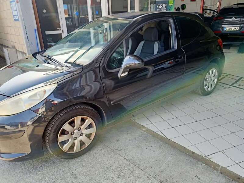 Usado Peugeot 207 Sport 95 CV (69 kW) 2007 Negro Utilitario