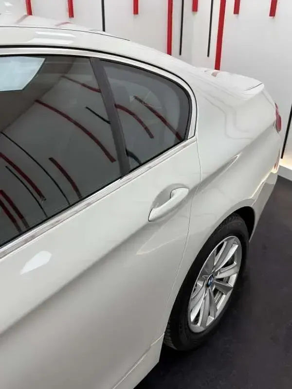 Usado BMW 520 Luxury Line 190 CV (139 kW) 2015 Blanco Berlina