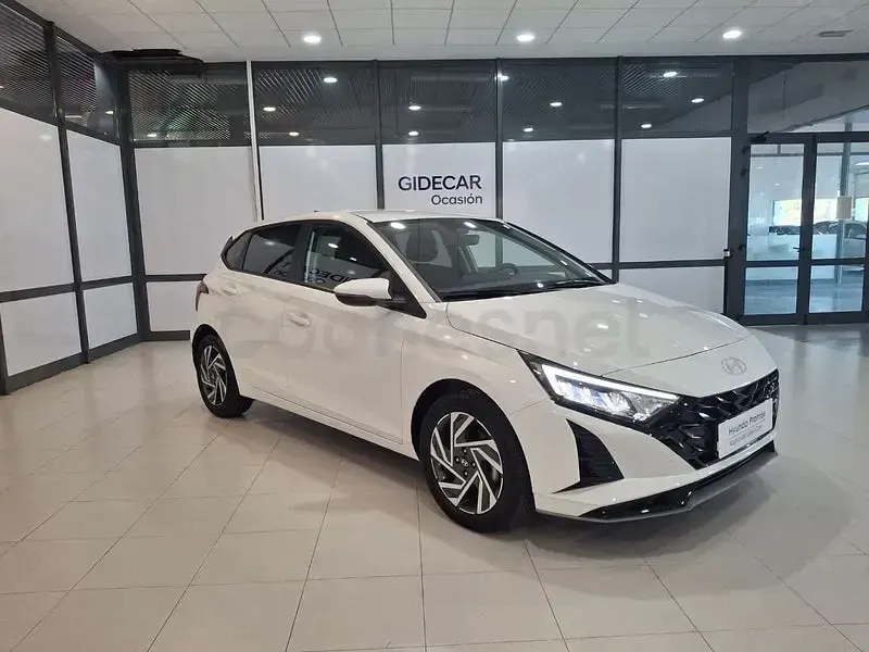 Nuevo Hyundai i20 100 CV (73 kW) 2025 Blanco Utilitario