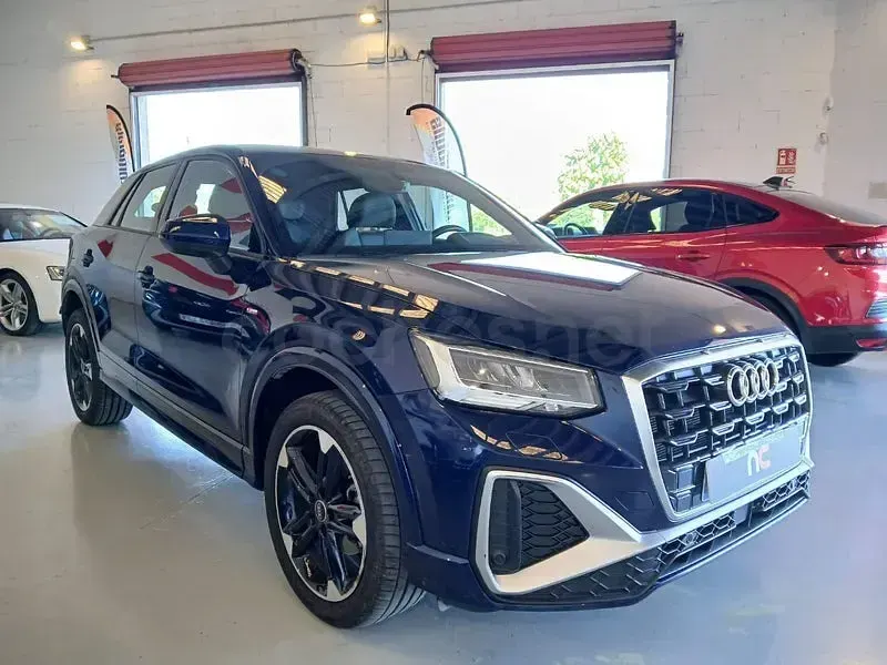 Usado Audi Q2 S-Line 150 CV (110 kW) 2022 Azul SUV