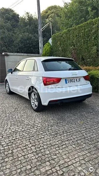 Usado Audi A1 Sportback Attraction 90 CV (66 kW) 2018 Blanco Utilitario