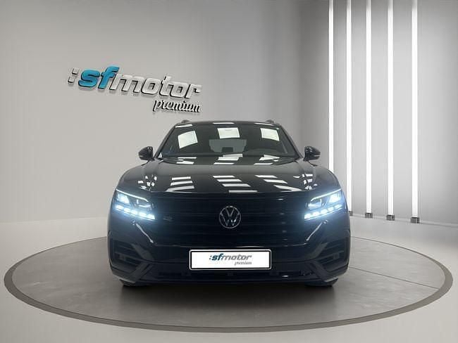 Usado VW Touareg 379 CV (278 kW) 2021 Negro SUV
