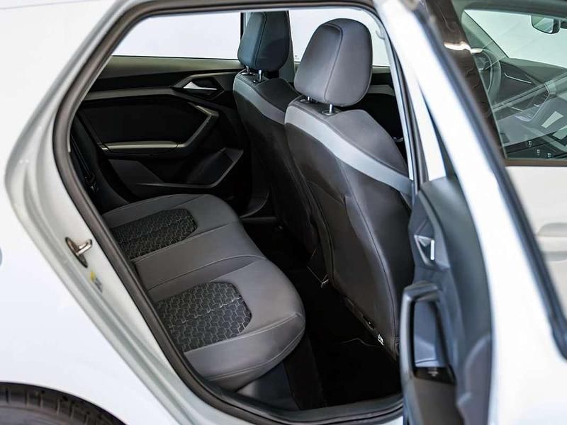 Usado Audi A1 Sportback 116 CV (85 kW) 2025 Blanco Utilitario