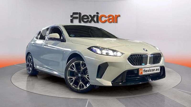 Usado BMW 120 170 CV (125 kW) 2025 Gris Utilitario