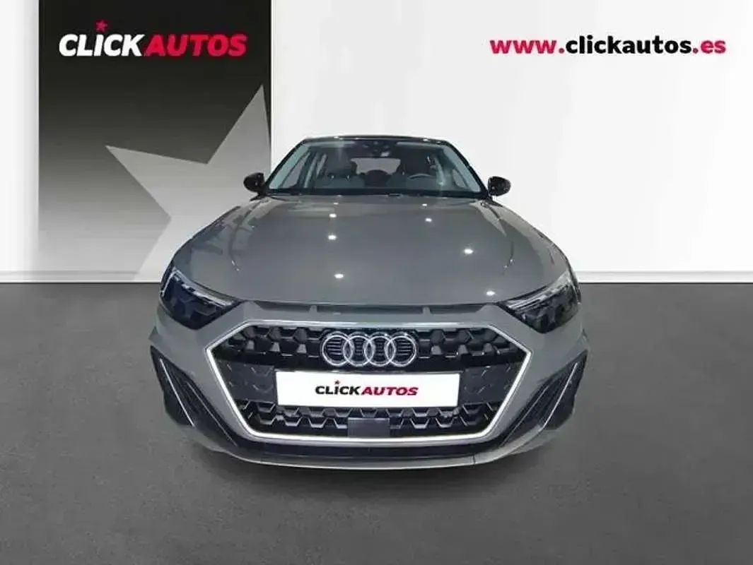 Usado Audi A1 Sportback Sport 116 CV (85 kW) 2025 Gris Utilitario