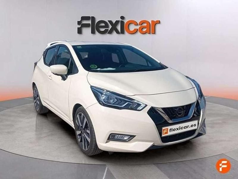 Usado Nissan Micra Tekna 117 CV (86 kW) 2020 Beige Utilitario