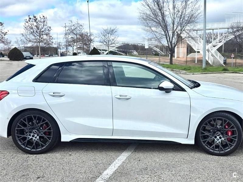 Usado Audi RS3 Sport 400 CV (294 kW) 2025 Blanco Berlina