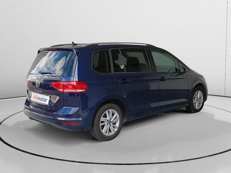 Usado VW Touran Advance 150 CV (110 kW) 2022 Azul Monovolumen