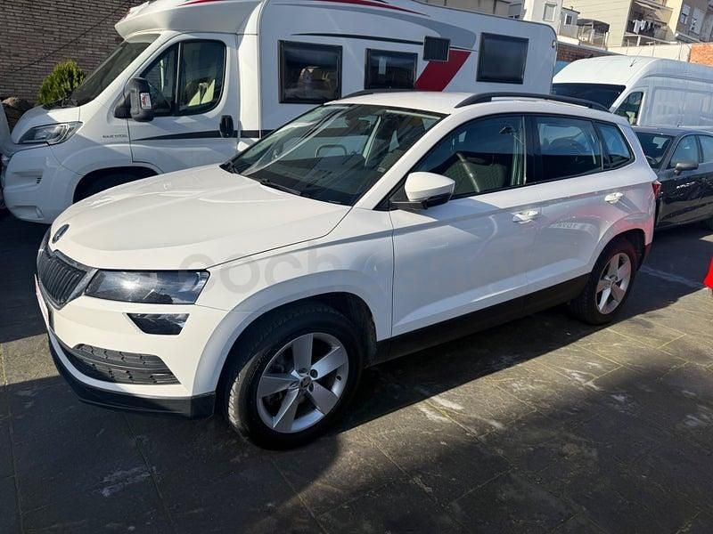 Usado Skoda Karoq Ambition 150 CV (110 kW) 2020 Blanco SUV