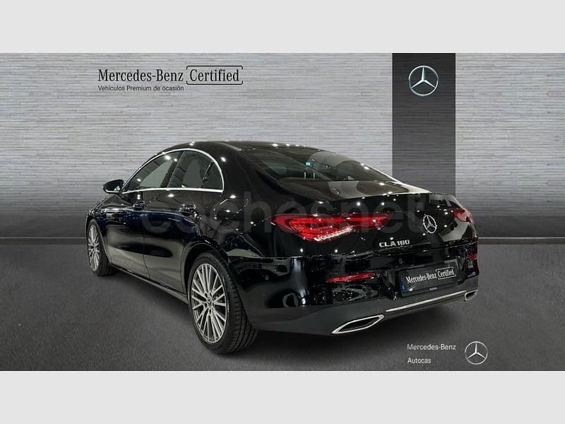 Usado Mercedes CLA180 136 CV (100 kW) 2022 Negro Berlina