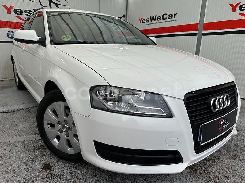 Usado Audi A3 Ambiente 105 CV (77 kW) 2011 Blanco Berlina