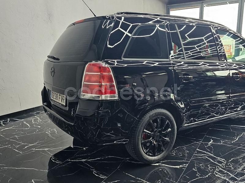 Usado Opel Zafira Enjoy 120 CV (88 kW) 2007 Gris / plata Monovolumen