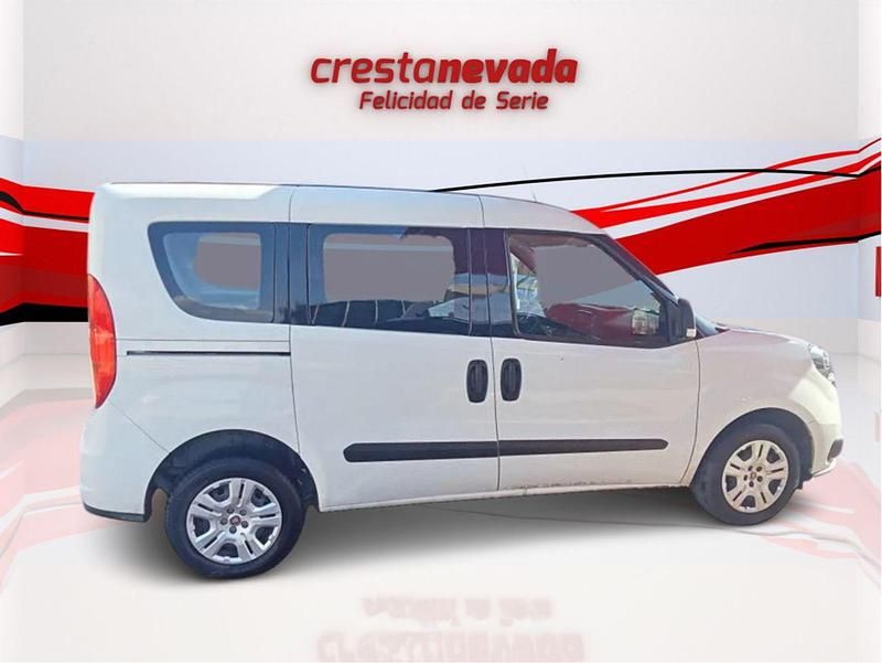 Usado Fiat Doblò 105 CV (77 kW) 2023 Blanco Monovolumen