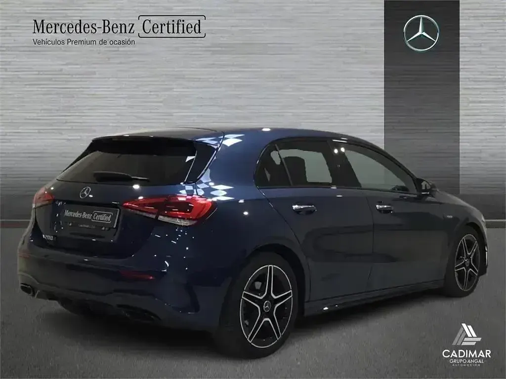 Usado Mercedes A200 AMG line 150 CV (110 kW) 2021 Blanco Berlina