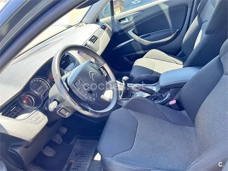 Usado Citroën C5 114 CV (83 kW) 2015 Gris / plata Berlina
