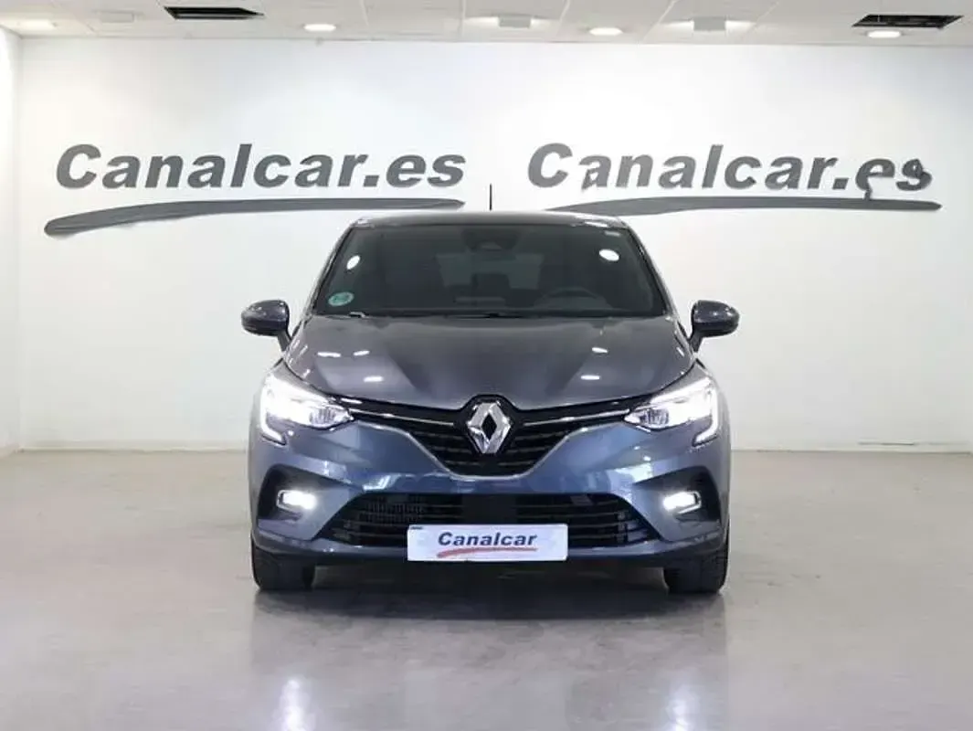 Usado Renault Clio Zen 131 CV (96 kW) 2020 Gris Utilitario