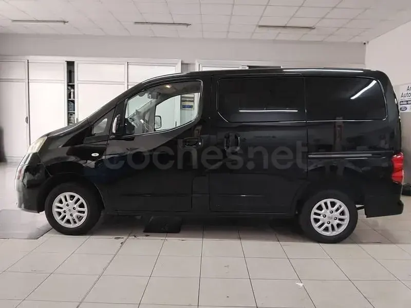 Usado Nissan Evalia 110 CV (80 kW) 2014 Negro Monovolumen