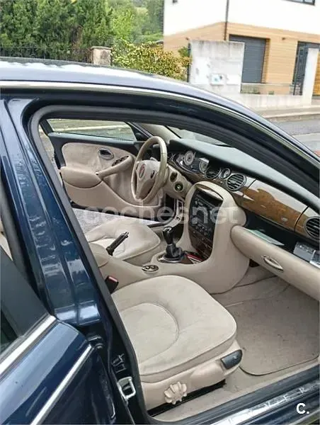 Usado Rover 75 131 CV (96 kW) 2005 Azul Berlina