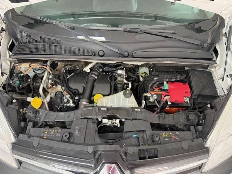 Usado Renault Kangoo 80 CV (58 kW) 2020 Blanco Familiar