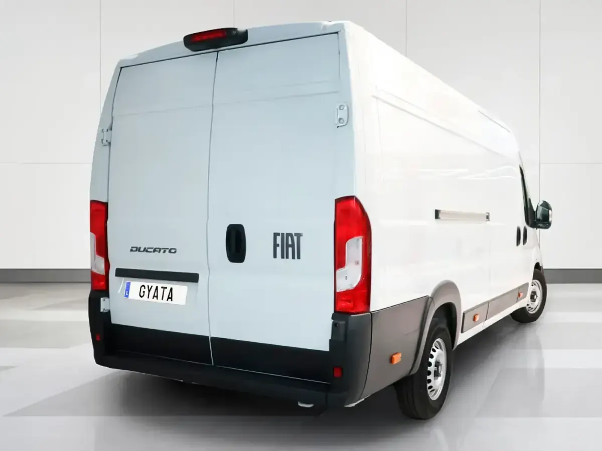 Usado Fiat Ducato 140 CV (102 kW) 2024 Blanco Van