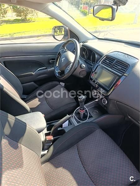 Usado Mitsubishi ASX Motion 117 CV (86 kW) 2018 Blanco SUV