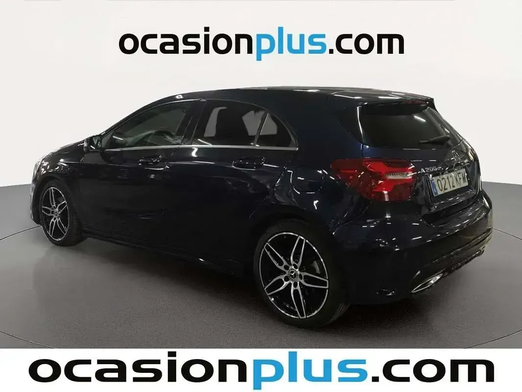 Usado Mercedes A200 136 CV (100 kW) 2017 Azul Utilitario