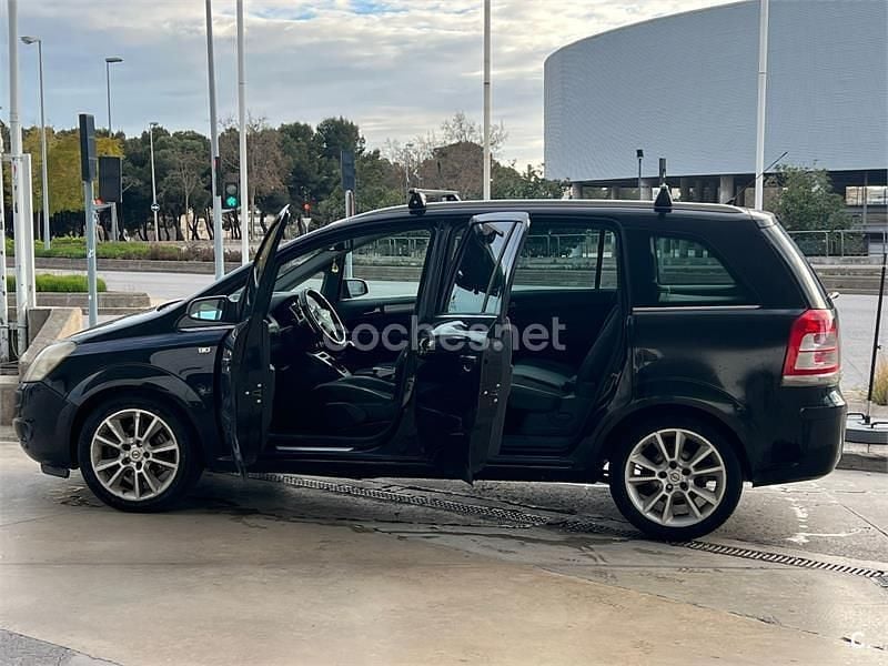 Usado Opel Zafira Energy 120 CV (88 kW) 2008 Negro Monovolumen