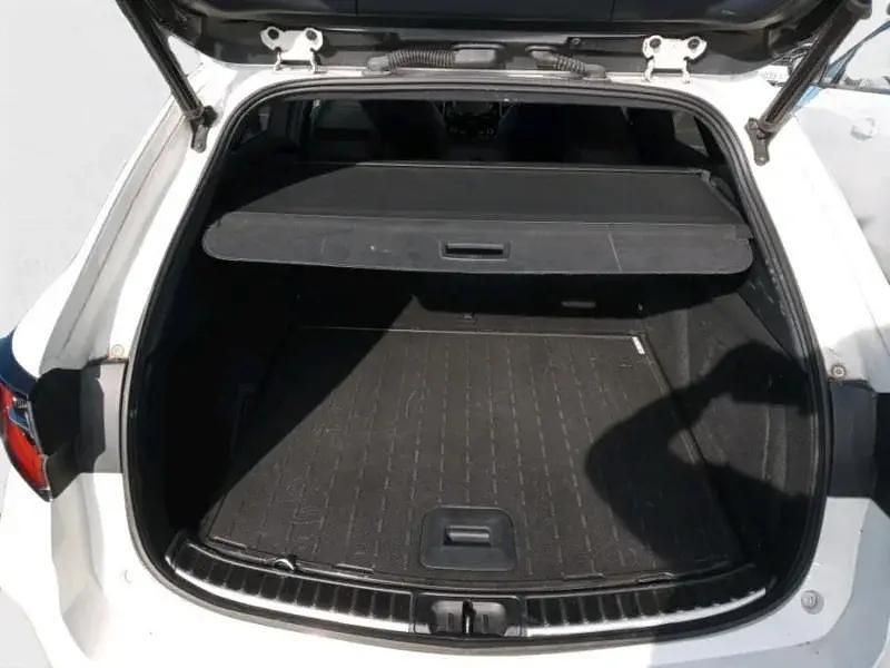 Usado Toyota Corolla Advance 180 CV (132 kW) 2021 Blanco