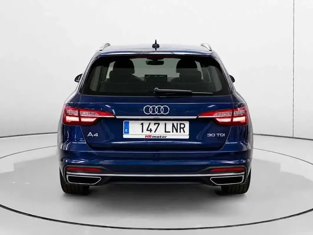 Usado Audi A4 Advanced Plus 136 CV (100 kW) 2021 Azul Familiar