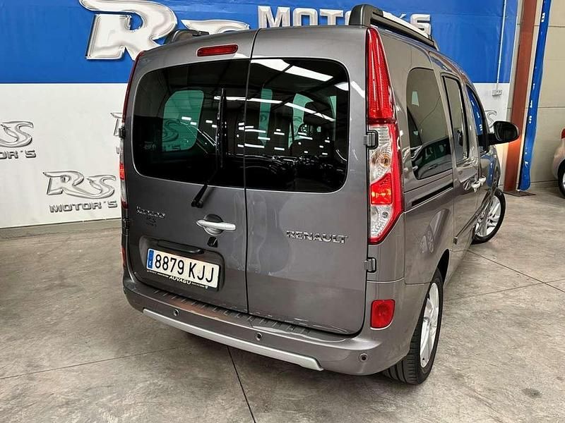 Usado Renault Kangoo LIMITED 90 CV (66 kW) 2018 Gris Familiar
