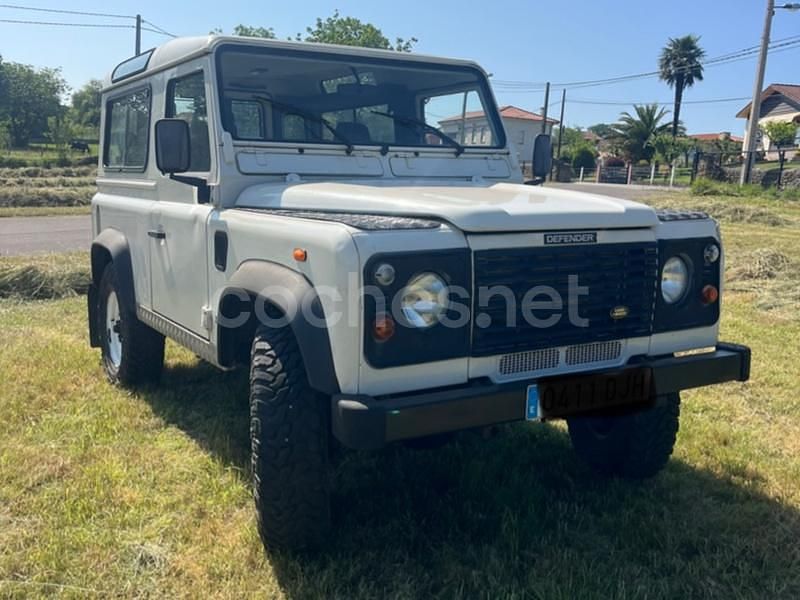 Blanco Usado 2004 Land Rover Defender S SUV | 23.900 € (Super precio) - Imagen 1/4