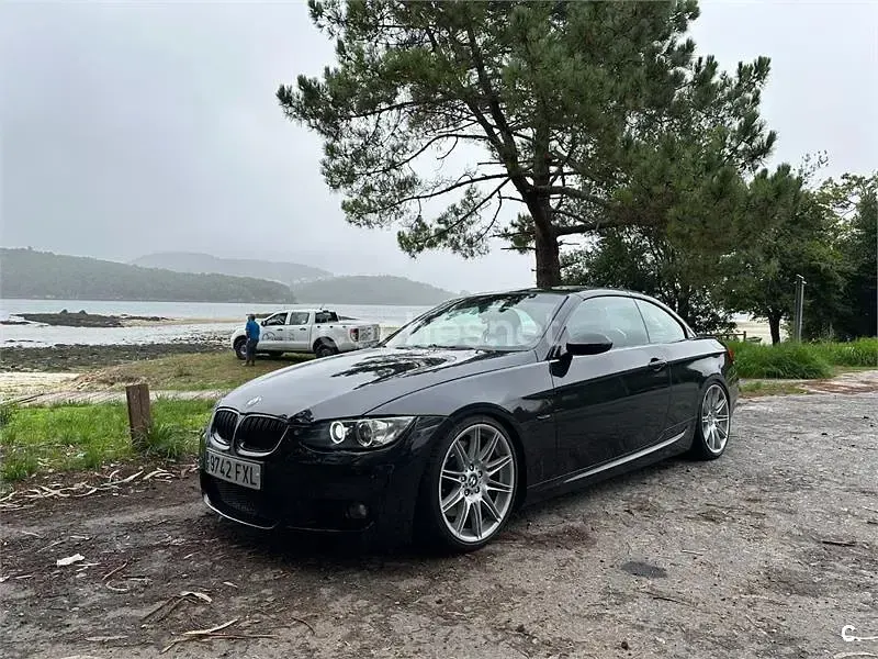 Usado BMW 330 Cabriolet 272 CV (200 kW) 2007 Negro Descapotable