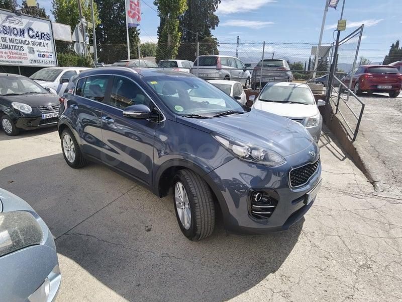 Usado Kia Sportage 115 CV (84 kW) 2018 Azul SUV