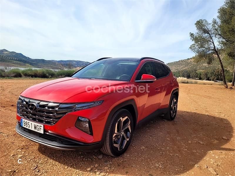 Usado Hyundai Tucson Style 265 CV (194 kW) 2023 Rojo SUV