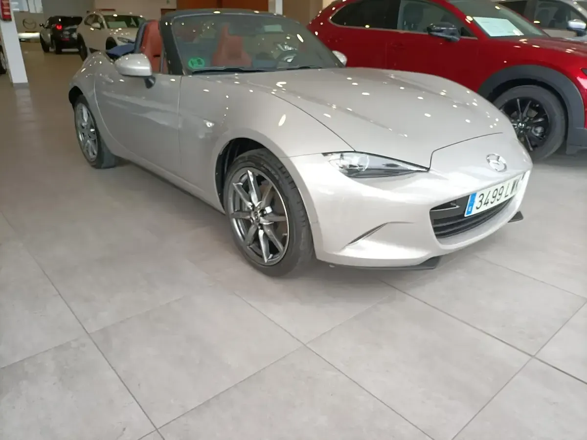 Usado Mazda MX5 Edition 184 CV (135 kW) 2022 Marrón Descapotable