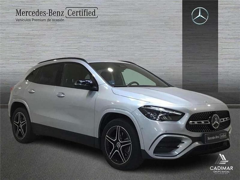 Usado Mercedes GLA250 218 CV (160 kW) 2024 SUV