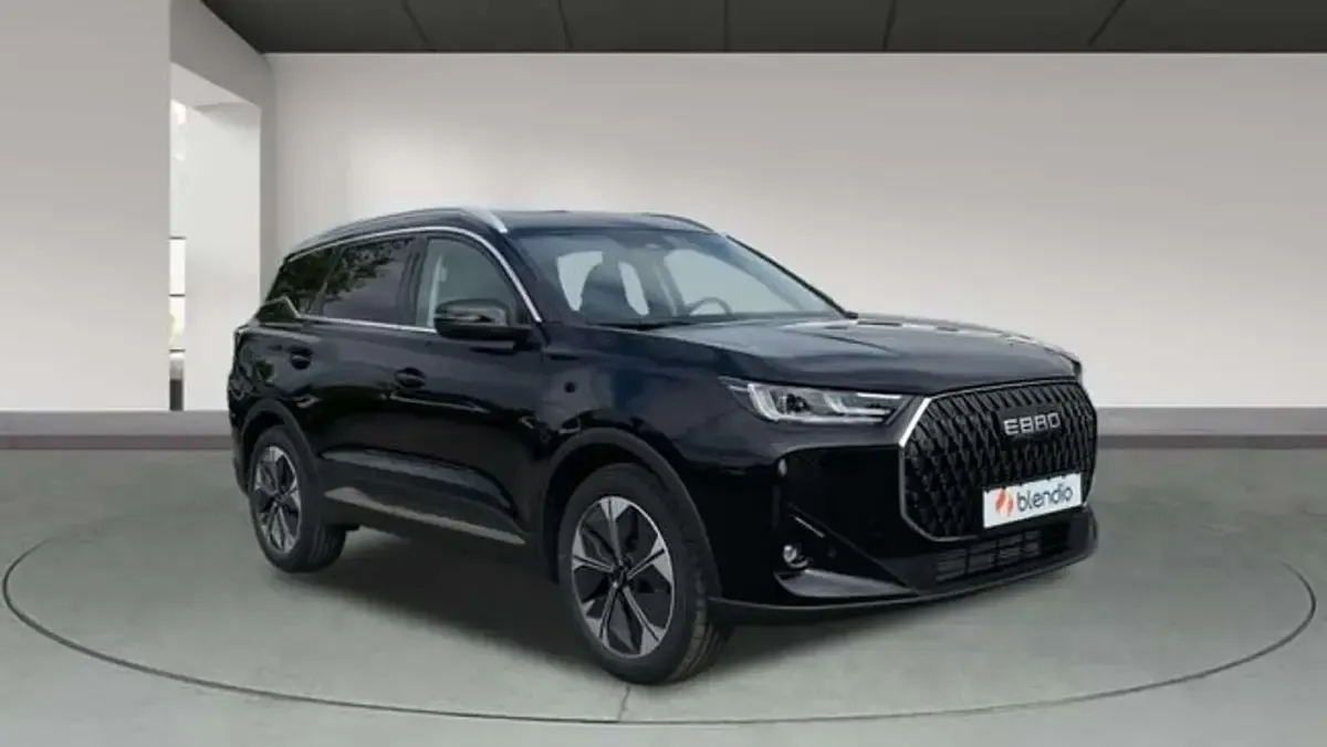 Usado Ebro s700 Luxury 147 CV (108 kW) 2025 Negro SUV