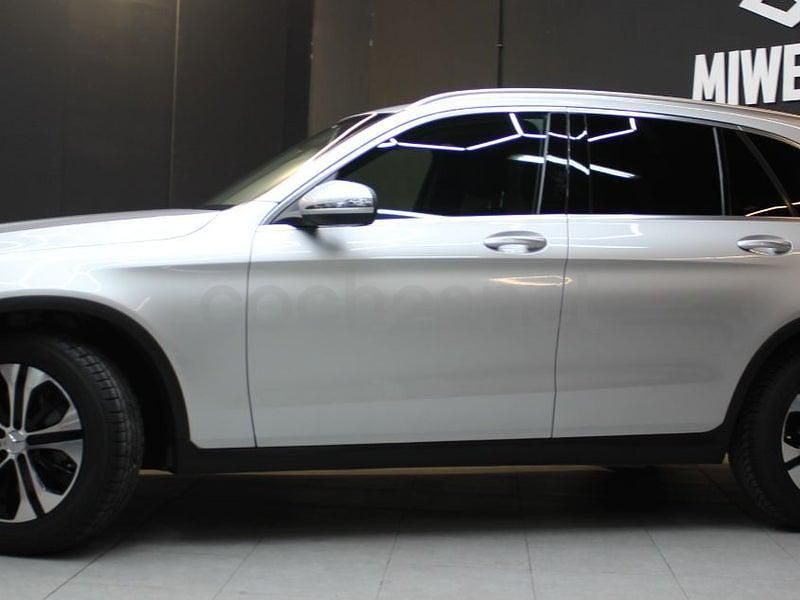 Usado Mercedes GLC220 194 CV (142 kW) 2019 Gris / plata SUV