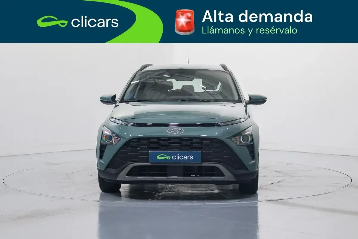 Usado Hyundai Bayon 100 CV (73 kW) 2023 Verde SUV