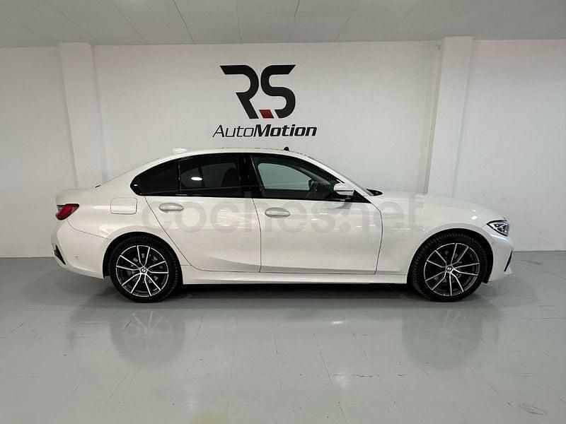 Käytetty BMW 320 Comfort Edition 190 HP (139 kW) 2019 Musta Sedan