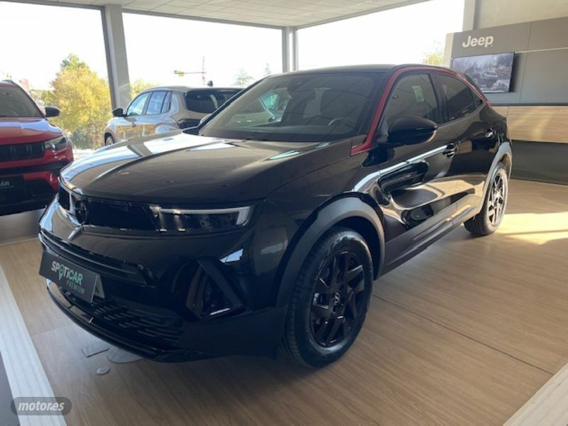 Negro Usado 2023 Opel Mokka-e GSe SUV | 21.900 € (Super precio) - Imagen 1/4