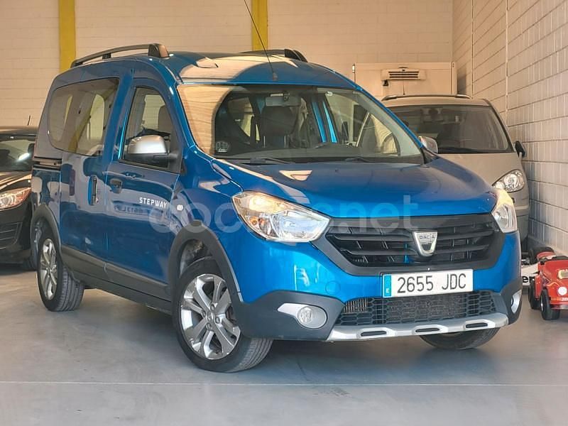 Azul Usado 2015 Dacia Dokker Van | 9990 € (Precio justo) - Imagen 1/4