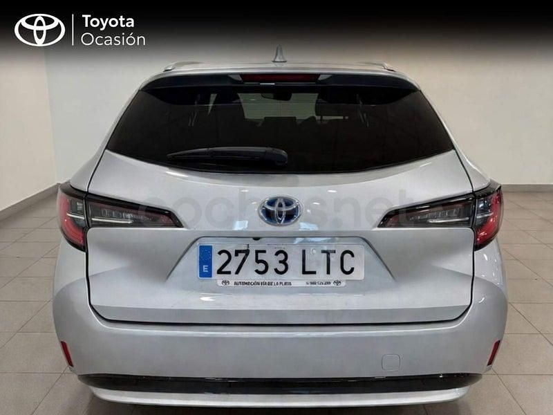 Usado Toyota Corolla Active 122 CV (89 kW) 2021 Gris / plata Familiar